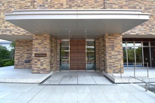 グランウエストエントランス