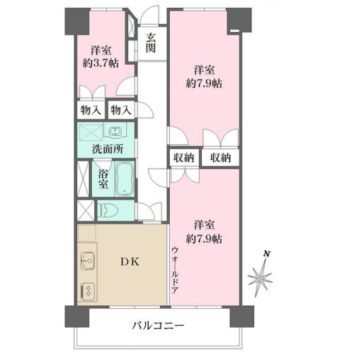 廊下には大容量の収納スペースがあります。