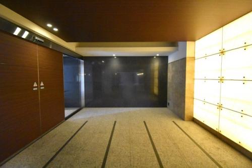 エントランスホール