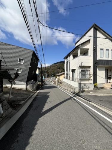 南側前面道路