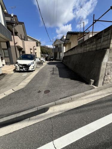 東側前面道路（私道部分）
