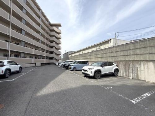 平面駐車場