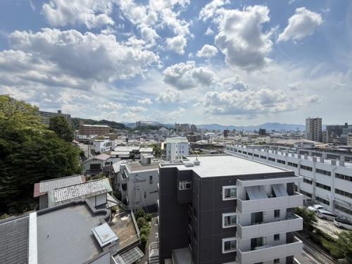 東側バルコニーからの眺望写真です。