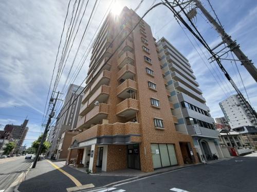 現地外観写真です。南西角部屋です。