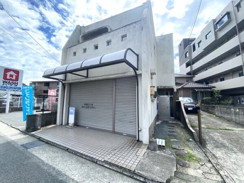 解体更地渡し、土地約49坪。