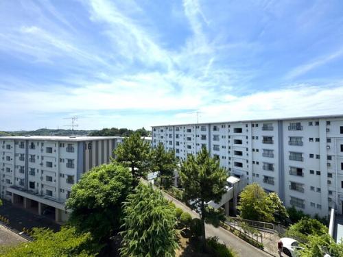 最上階南向き住戸です。