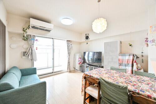 約10.6帖のリビングダイニングには床暖房機能があります。