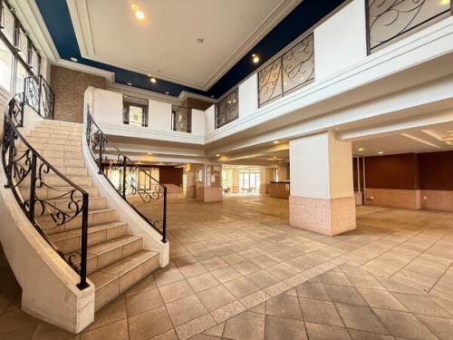 エントランスホール