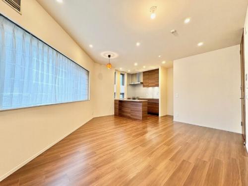 約11.3帖のリビングダイニングスペース