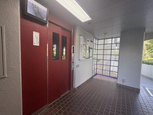 本物件はエレベーター停止階にあります。