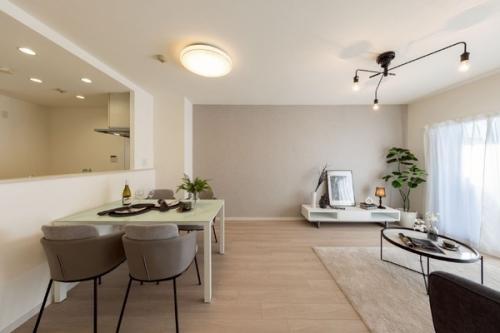 ※販売対象に家具・調度品は含まれません。