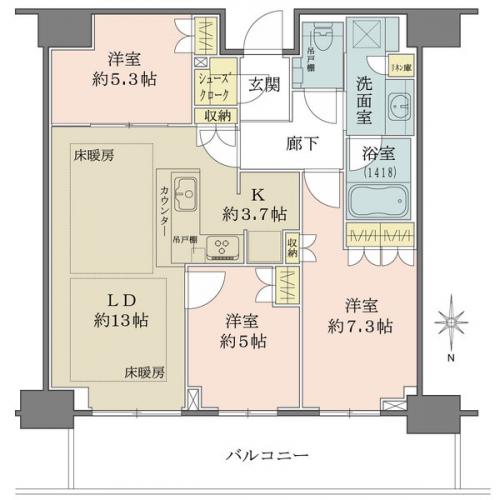 間口約8.5mのワイドスパン、廊下が短く面積を有効利用した間取り設計です。