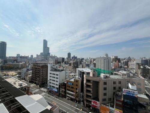 玄関前廊下からの眺望