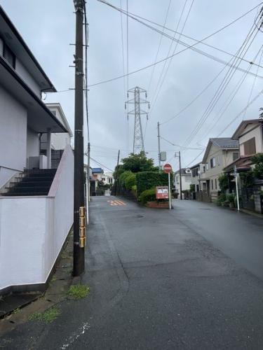 前面道路含む外観