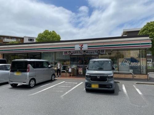 セブンイレブン千葉高浜4丁目店 約270m