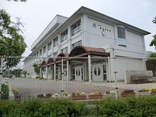川崎市立麻生中学校 約620m