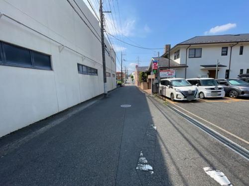 南東側道路
