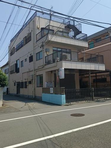 高橋小児科医院 約220m 高橋小児科医院 約220m