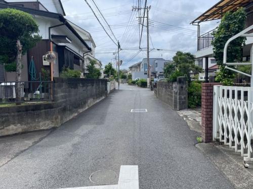 前面道路含む外観 前面道路含む外観