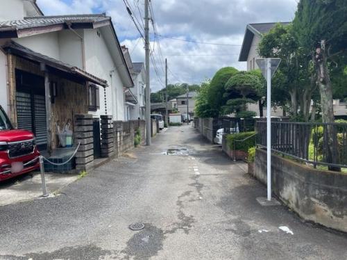 前面道路含む外観 前面道路含む外観