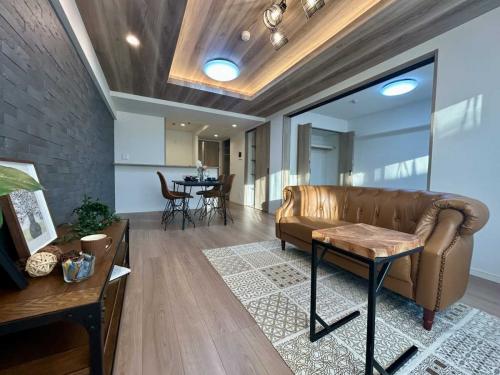 リビング・ダイニング：・家具・調度品等は本体価格に含まれません。