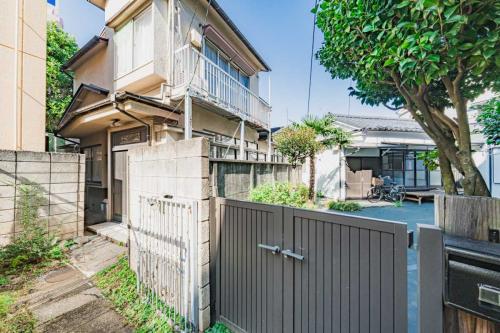 現地(古家あり)(撮影年月:2025年10月) 現地(古家あり)(撮影年月:2025年10月)