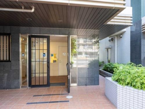 アプローチ（撮影年月：2025年06月）