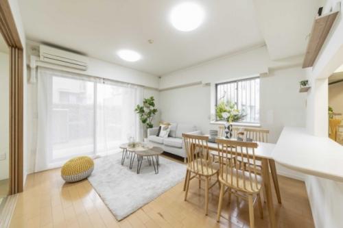 リビング・ダイニング：家具・調度品は含まれません。（撮影年月：2025年05月）