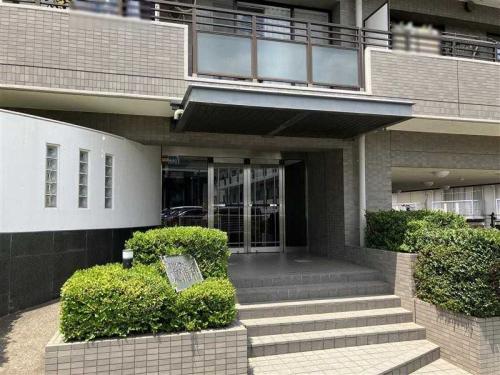 エントランス（撮影年月：2025年07月）