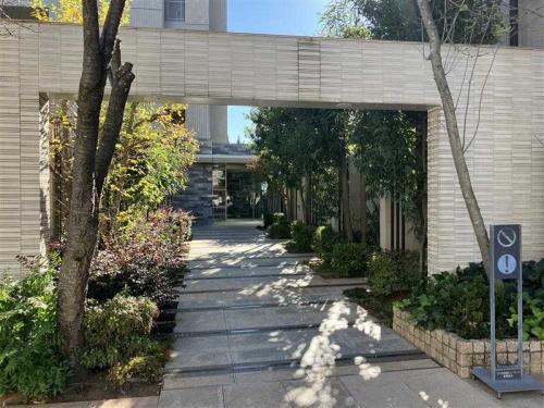 エントランス(撮影年月：2025年11月)