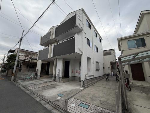 外観：2棟の手前側