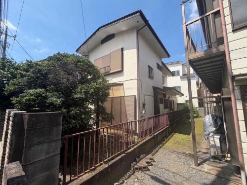 現地（古家あり）：写真中央
