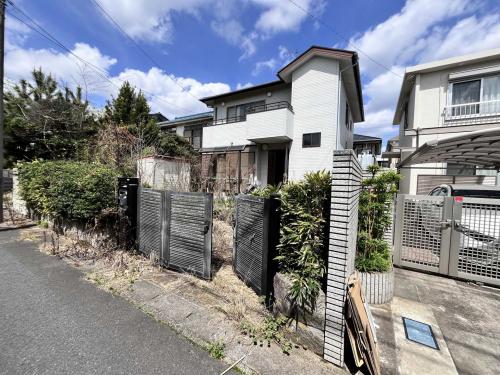 現地（古家あり）：解体更地渡し(撮影年月：2026年06月)