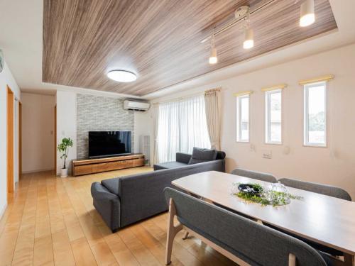 LDK：南西・北西向きにつき日当たり良好（2階）