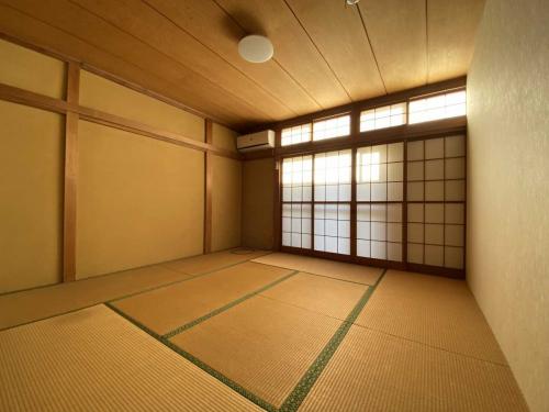 和室（撮影年月：2025年11月）