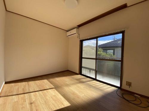 洋室（撮影年月：2025年11月）