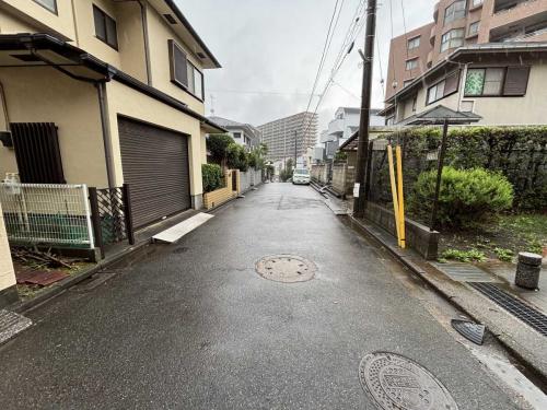前面道路(撮影年月:2026年06月) 前面道路(撮影年月:2026年06月)