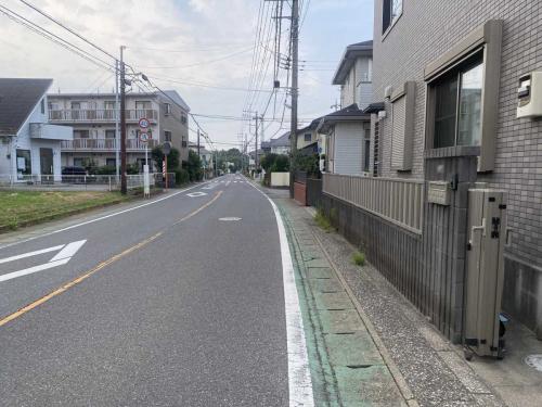 前面道路(撮影年月：2026年08月)