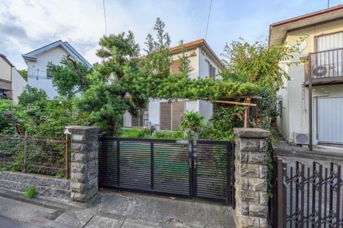 現地(古家あり)(撮影年月:2025年09月) 現地(古家あり)(撮影年月:2025年09月)