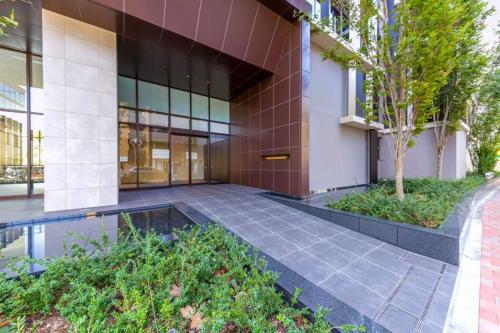 アプローチ(撮影年月：2025年12月)