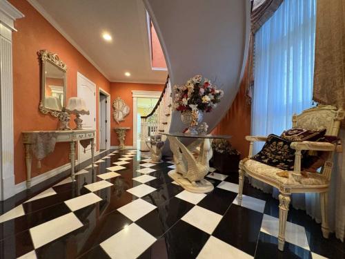 玄関ホール(撮影年月：2025年12月)