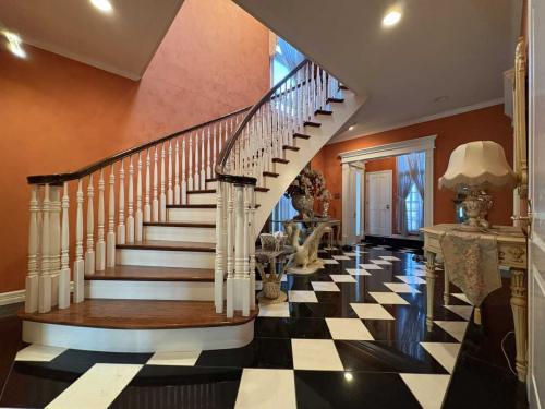 階段(撮影年月：2025年12月)