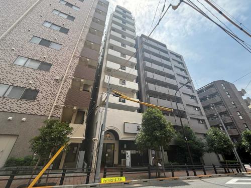 外観：左から2番目の白い建物