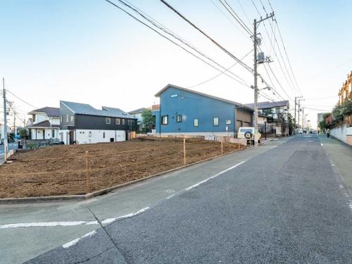 現地：全4区画、区画1：写真右奥(撮影年月：2025年12月)