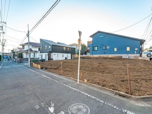 現地:全4区画、区画3:写真中央(撮影年月:2025年12月) 現地:全4区画、区画3:写真中央(撮影年月:2025年12月)