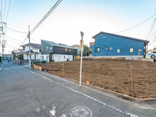 現地：全4区画、区画4：写真左奥(撮影年月：2025年12月)