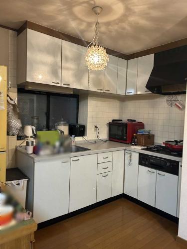 キッチン：２F （撮影年月：2025年10月）