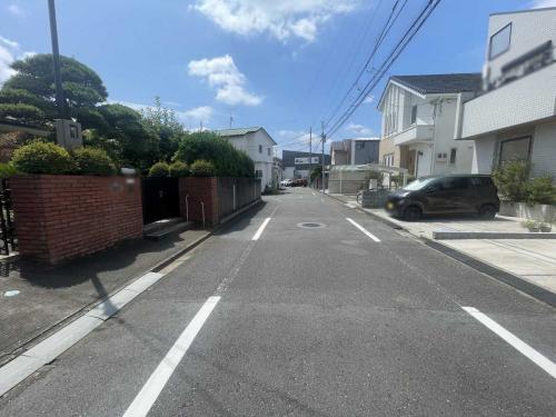 前面道路:西側公道 前面道路:西側公道