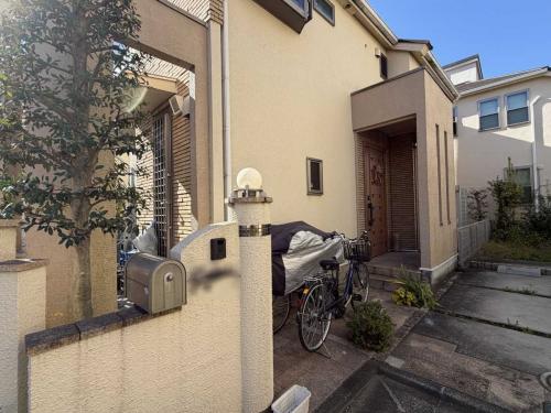 玄関（撮影年月：2025年11月）