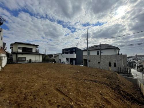 現地：全2区画／手前(撮影年月：2025年12月)